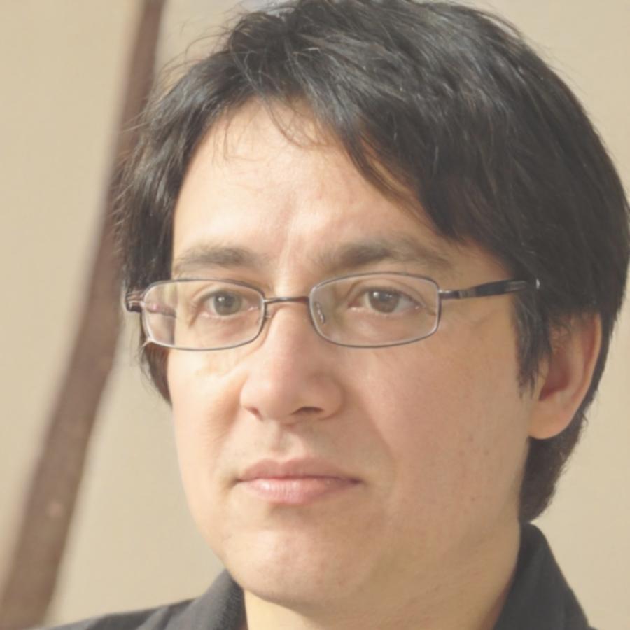 Portrait de Théodore Langelier, analyste financier senior